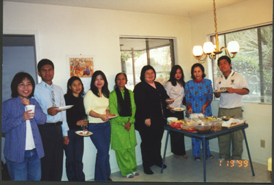 makan.jpeg (44626 bytes)